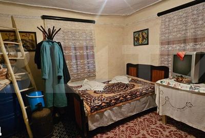 Casă cu 2 camere cu Teren 1100 Mp în Bezdead - 18