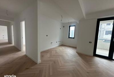 Apartament cu 4 camere în Central - 1