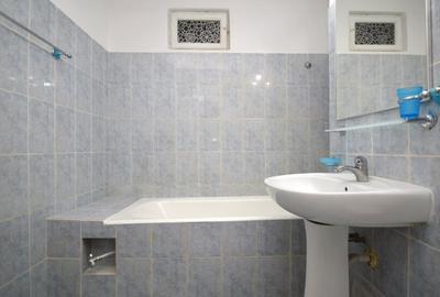 Apartament cu 4 camere decomandat, mobilat în Unirii - 27