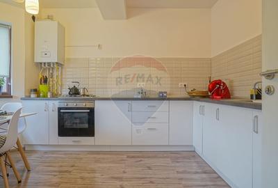 Casa mobilata si utilata in Sanpetru - 22