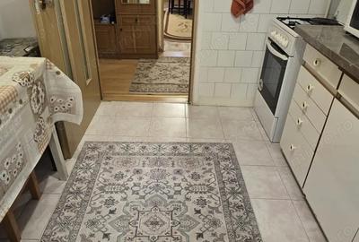 Apartament cu 3 camere decomandat în Central - 2