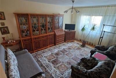 Apartament 2 camere decomandat etaj 3 zona Girocului - 14