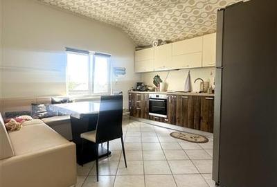 Casă individuală cu 8 camere cu Canalizare în Valu lui Traian - 4