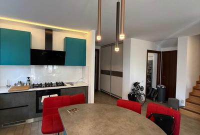 Casă cu 4 camere cu Teren 100 Mp în Central