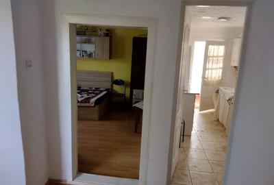 Casă cu 3 camere în Dobrogostea - 4