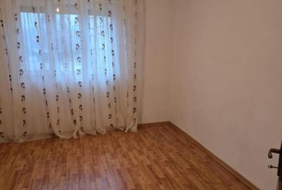 Casa de vanzare in Tasad Dragesti - 2