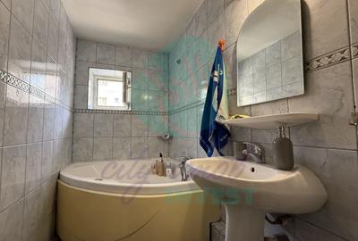 Apartament cu 3 camere decomandat, mobilat în Nerva Traian - 9