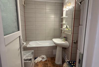 Apartament cu 2 camere decomandat în Știrbei Vodă - 4