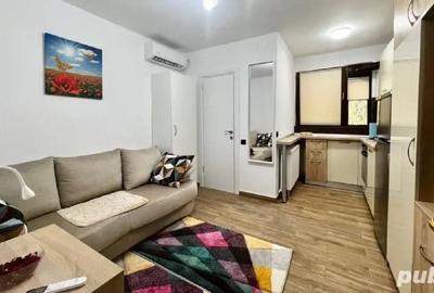 Garsonieră decomandată în 1 Decembrie 1918