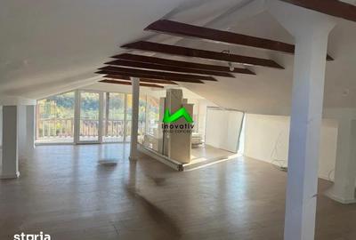 Casă cu 6 camere cu Teren 920 Mp în Slimnic - 1