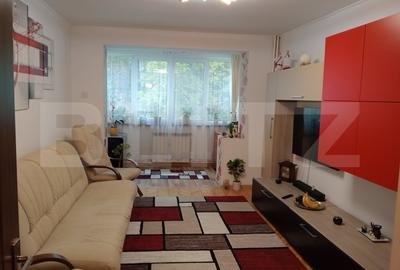 Apartament cu 3 camere, decomandate, etaj 1, bloc din caramida - 2