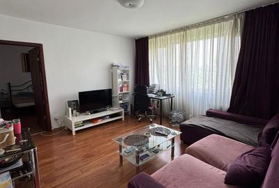 Apartament cu 3 camere semidecomandat în Gara de Nord - 1
