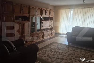 Casă cu 7 camere cu Teren 517 Mp în Lucian Blaga - 8