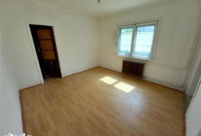 Casă cu 4 camere cu Teren 340 Mp în Giurgiului - 8
