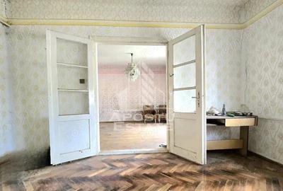 Casa cu 2 camere ,2337 mp in Battonya - 5