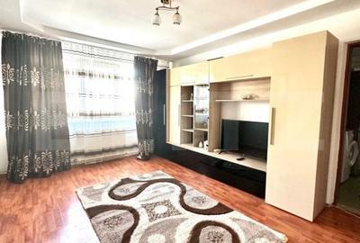 Apartament cu 3 camere semidecomandat în Teilor - 3