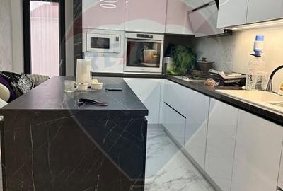 Casă cu 6 camere cu Teren 560 Mp în Preajba - 5