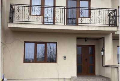 Casă individuală cu 4 camere cu Canalizare în Lumina - 1