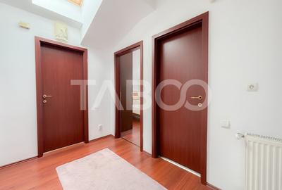 Duplex cu 4 camere cu Canalizare în Bună Ziua - 7