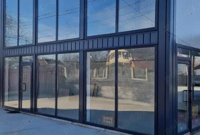 Spațiu comercial, de 280 mp, în Central - 3