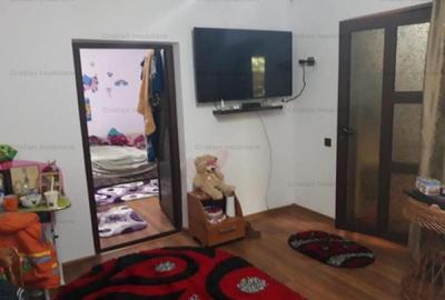 Casă cu 7 camere cu Teren 400 Mp în Chercea - 5