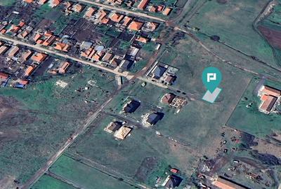 Loc de casa de 448mp în Livada - 1