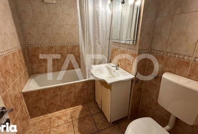 Apartament cu 4 camere semidecomandat, mobilat în Vasile Aaron - 7