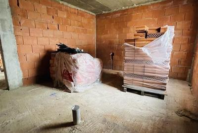 Casă cu 4 camere cu Teren 300 Mp în Sânmartin - 4