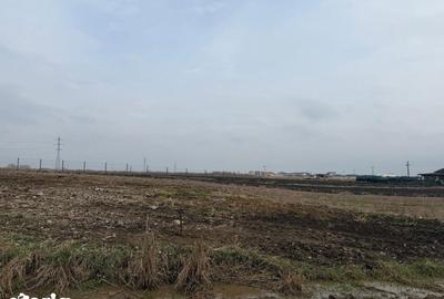 Teren de 5700 mp, în Central - 1