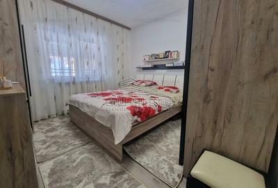Apartament 3 camere de vanzare decomandat Inel 2 - 10
