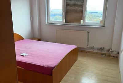 Apartament cu 3 camere decomandat, mobilat în Călărași - 2