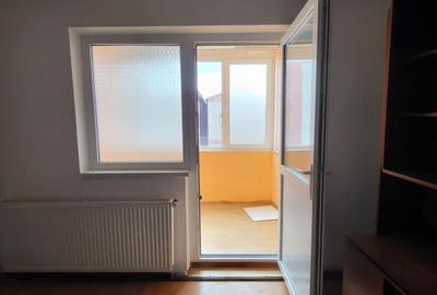 De vanzare apartament cu 3 camere  in localitatea  Feldioara Brașov! - 8