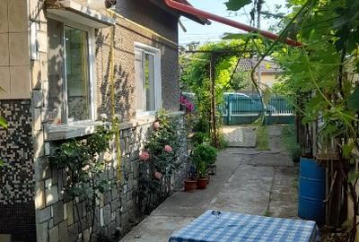 Vand casa + teren oras Baicoi