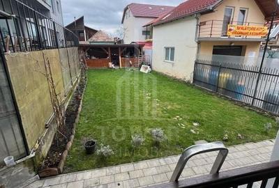 Casă nouă  cu 8 camere, 5 băi și curte - 220 mp utili - 480.000EUR - 3