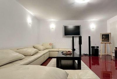 Casă cu 5 camere cu Teren 340 Mp în Central - 1