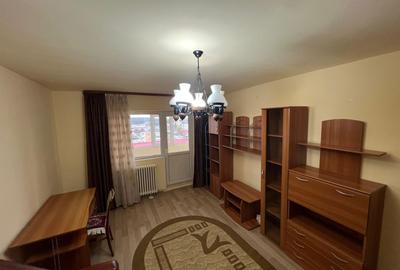 Apartament cu 3 camere decomandat în Central - 1