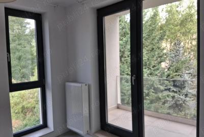 Casă cu 5 camere cu Teren 250 Mp în Otopeni - 4