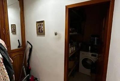 Apartament cu 3 camere decomandat în Micro 13 - 8