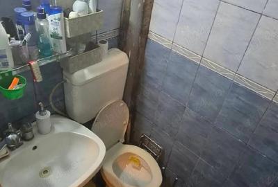 Garsonieră semidecomandată în Buziașului