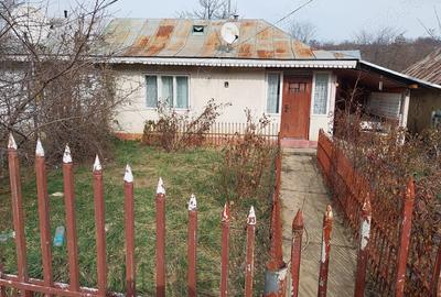 Casă cu 3 camere în Pâncești - 3