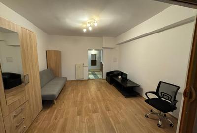Apartament cu 2 camere semidecomandat, mobilat în P-ța Sfinții Voievozi - 2