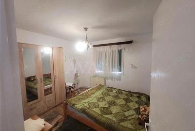 Apartament 3 camere decomandat, zona Narcisa - 4