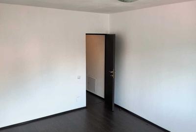 Apartament cu 2 camere decomandat în Eroii Revoluției - 8