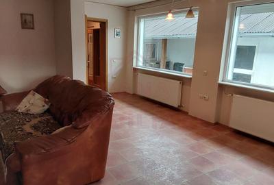 CASĂ P+E, 360 MP, 5 CAMERE\ OȚELU-ROȘU\ZONA GAI - 3