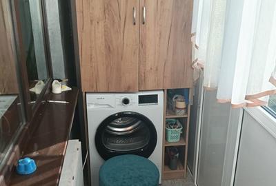 Apartament cu 2 camere decomandat în Micro 5 - 7