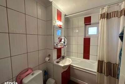Apartament cu 3 camere decomandat în Tătărași - 4