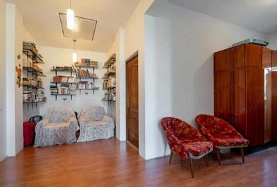 Casă cu Teren 1006 Mp în Săftica - 12