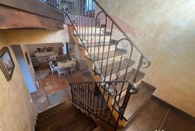 Casă cu 4 camere cu Teren 328 Mp în Golești - 4