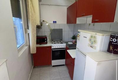 Apartament cu 2 camere decomandat în Micro 14 - 8
