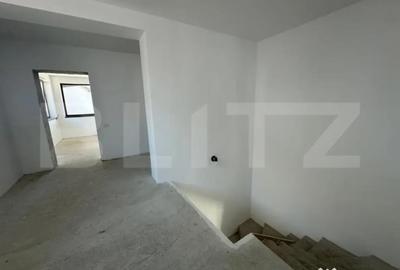 Casă cu 5 camere cu Teren 1121 Mp în Central - 4